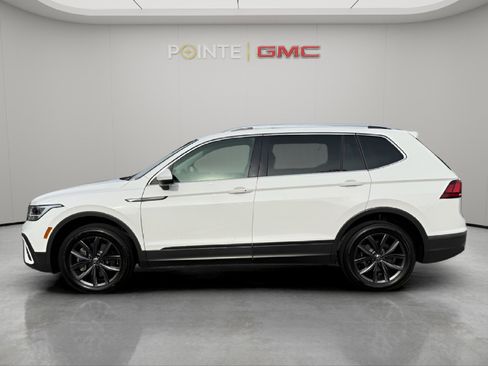 Used 2024 Volkswagen Tiguan SE AWD/4WD image 6