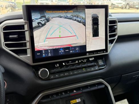 Used 2023 Toyota Sequoia Limited image 20