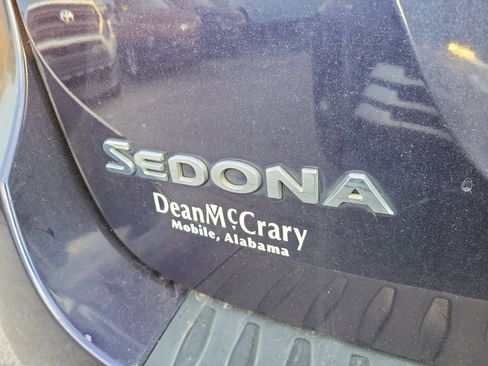 Used 2018 Kia Sedona EX image 10