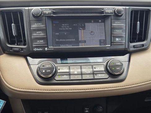 Used 2015 Toyota RAV4 XLE FWD image 13