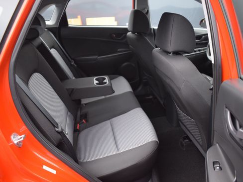 Used 2020 Hyundai Kona SE image 11