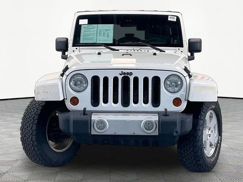 Used 2010 Jeep Wrangler Unlimited Sahara w/ Mopar Chrome Edition Group AWD/4WD image 2