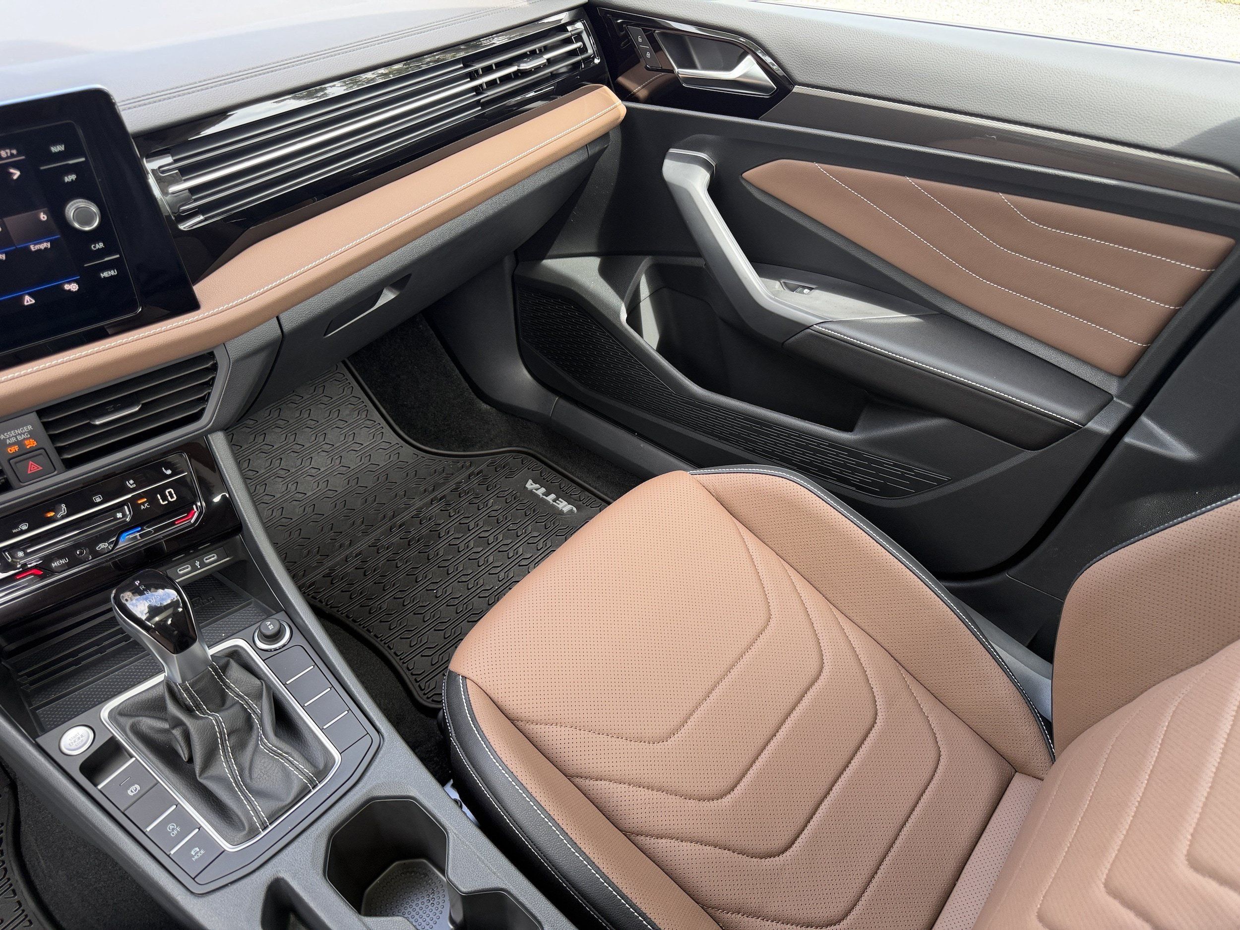 New 2026 Volkswagen Jetta SEL FWD image 15