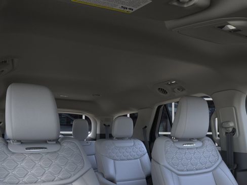 New 2026 Ford Explorer Platinum w/ LUX Leather Package AWD/4WD image 22