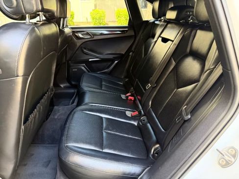 Used 2015 Porsche Macan S AWD/4WD image 15