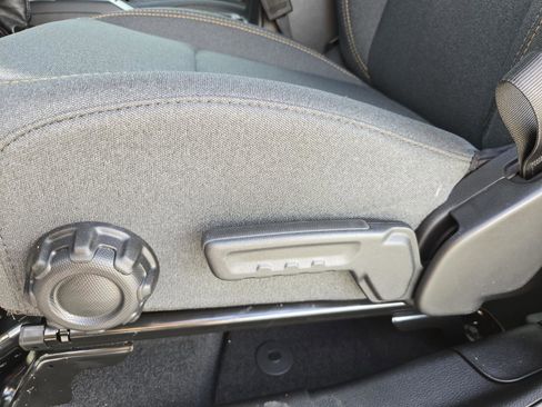 New 2026 Jeep Wrangler Unlimited Sport image 25