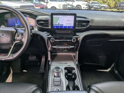Used 2022 Ford Explorer ST AWD/4WD image 18