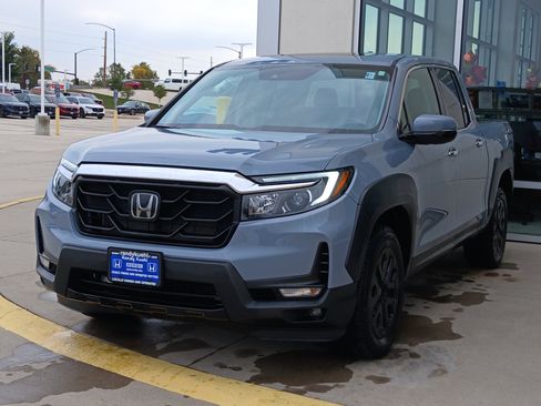 Used 2022 Honda Ridgeline RTL-E image 3