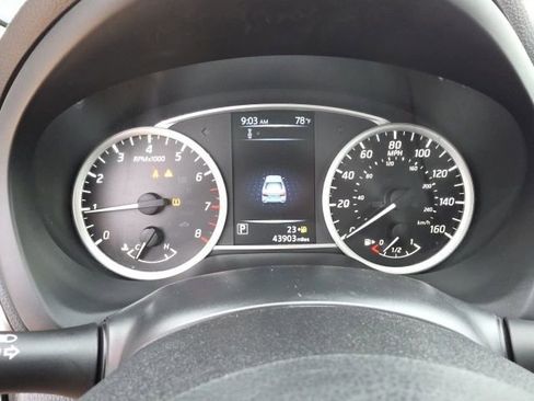 Used 2018 Nissan Sentra SV w/ Protection Package FWD image 16