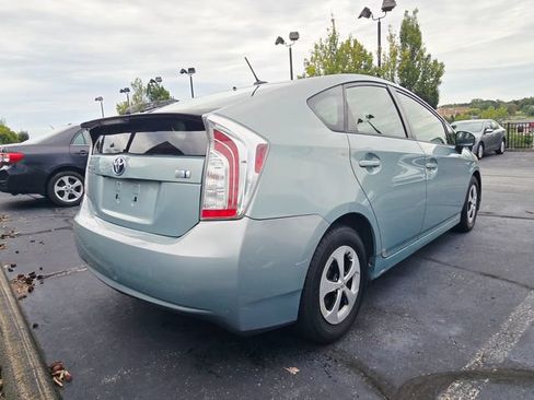 Used 2013 Toyota Prius Three FWD image 6