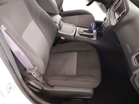 Used 2023 Dodge Charger SXT image 12