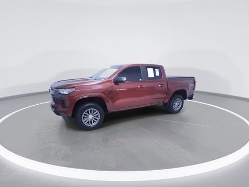 Used 2023 Chevrolet Colorado LT w/ LT Convenience Package image 6