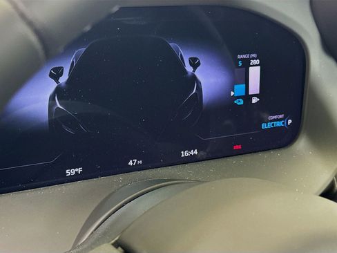 New 2026 McLaren Artura Spider image 12