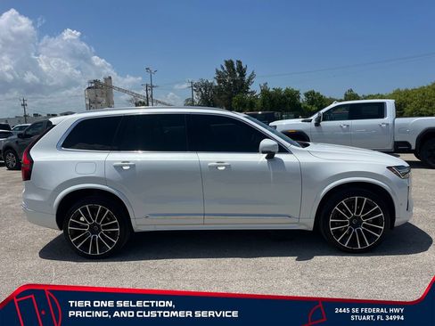 Used 2025 Volvo XC90 B6 Ultra w/ Protection Package Premier AWD/4WD image 8