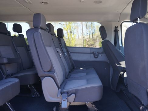 Used 2024 Ford Transit 350 XLT RWD image 13