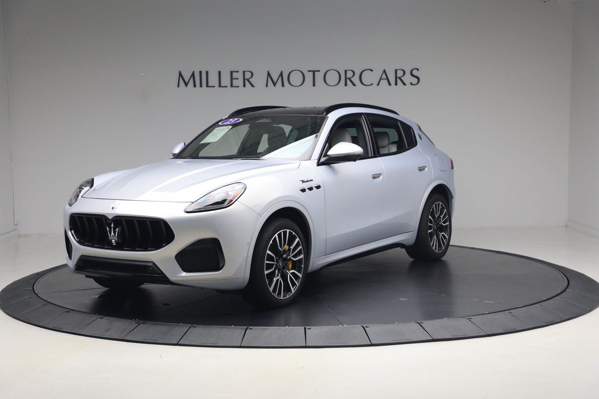 Certified 2023 Maserati Grecale Modena AWD/4WD image 2