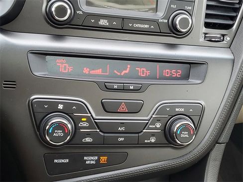 Used 2012 Kia Optima EX w/ Premium Pkg image 29