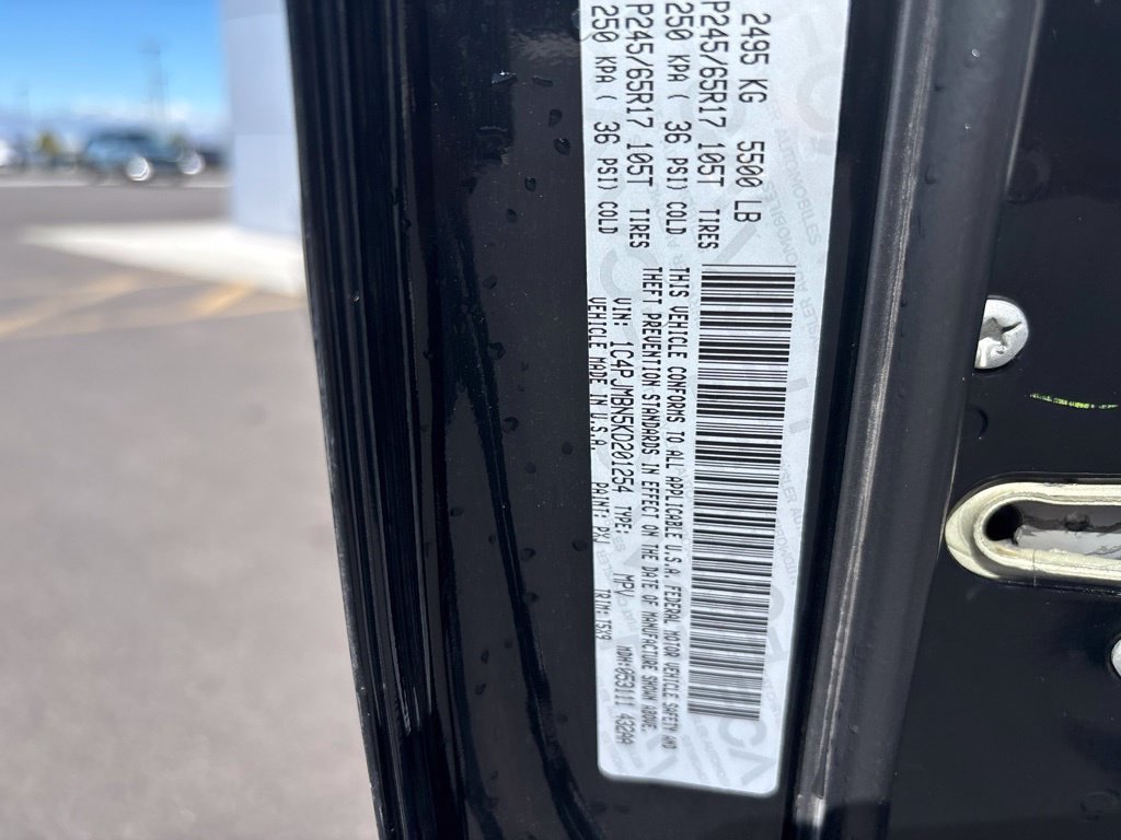 Used 2019 Jeep Cherokee Trailhawk w/ Comfort/Convenience Group AWD/4WD image 8