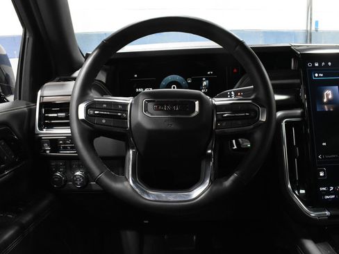 Used 2025 GMC Yukon Elevation AWD/4WD image 10