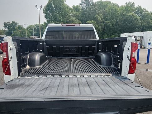 Used 2021 Chevrolet Silverado 1500 LT w/ Fleet Comfort Package AWD/4WD image 25