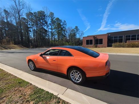 Used 2025 Dodge Charger R/T w/ Quick Order Package 25M R/T image 11