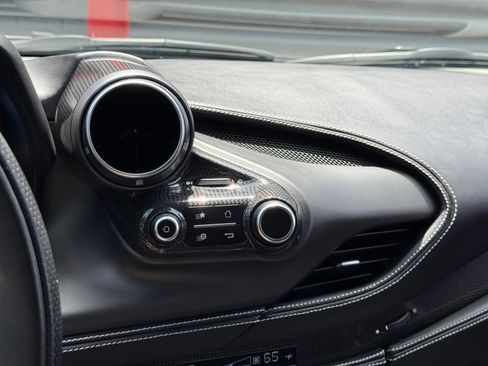 Used 2020 Ferrari F8 Tributo RWD image 53