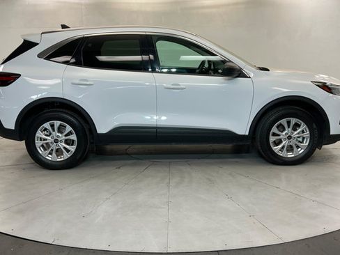 Used 2024 Ford Escape Active AWD/4WD image 6