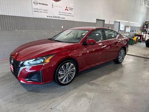 Certified 2024 Nissan Altima 2.5 SL AWD/4WD image 5