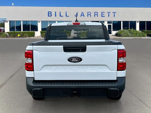 New 2026 Ford Maverick XLT w/ XLT Luxury Package FWD image 5