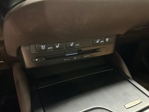 Used 2020 Lexus ES 300h w/ Premium Package FWD image 30
