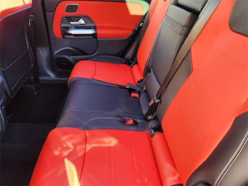 New 2025 Mercedes-Benz GLB 35 AMG 4MATIC image 8