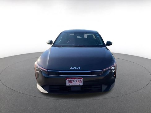 Used 2025 Kia K4 LXS image 11