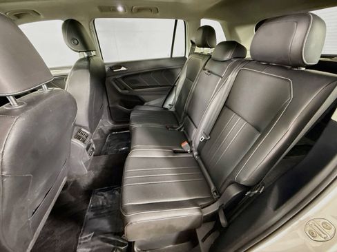 Certified 2022 Volkswagen Tiguan SE AWD/4WD image 20