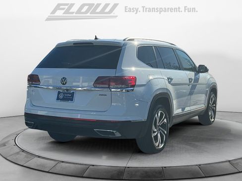 Certified 2022 Volkswagen Atlas SEL image 8