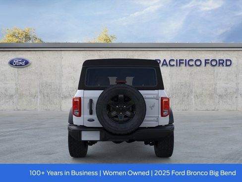 New 2025 Ford Bronco Big Bend w/ Black Diamond Package image 6