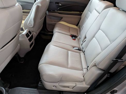 Used 2022 Honda Pilot EX-L image 18