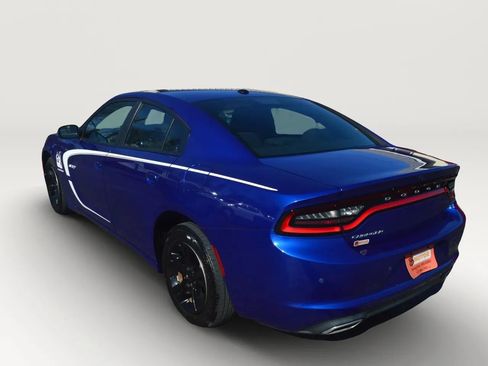 Used 2021 Dodge Charger SXT RWD image 6
