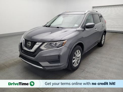 Used 2019 Nissan Rogue SV image 1