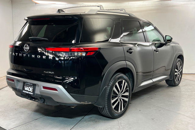 Used 2025 Nissan Pathfinder Platinum w/ Cargo Package FWD image 5