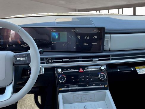 New 2026 Hyundai Santa Fe SE image 6