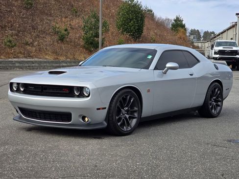 Used 2021 Dodge Challenger R/T Scat Pack image 2