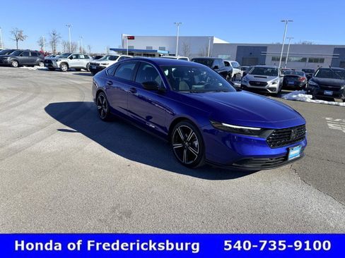 Used 2023 Honda Accord Sport image 8