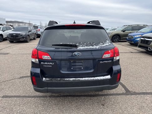 Used 2014 Subaru Outback 2.5i Premium image 13