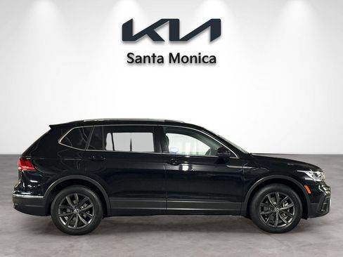 Used 2022 Volkswagen Tiguan SE image 7