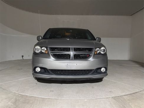 Used 2017 Dodge Grand Caravan GT image 11