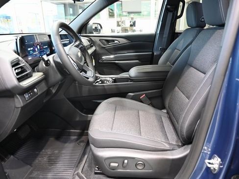 New 2026 Chevrolet Traverse LT w/ LPO, Floor Liner Package image 9