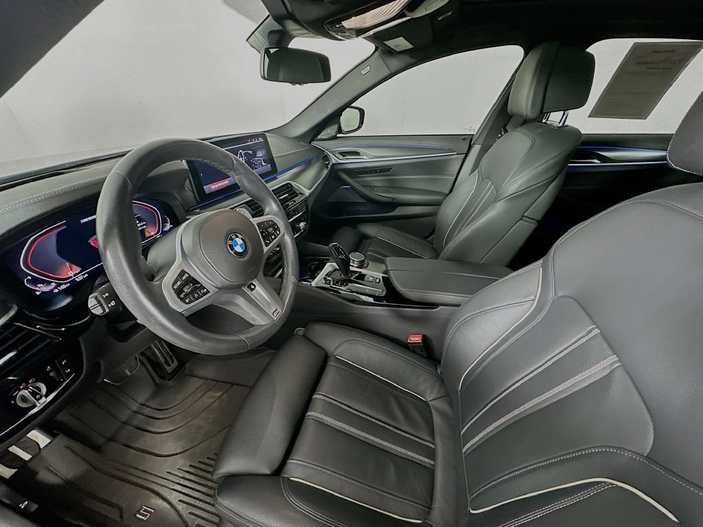 Used 2023 BMW M550i xDrive w/ Shadowloine Package AWD/4WD image 28
