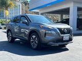 Used 2023 Nissan Rogue SV image 4
