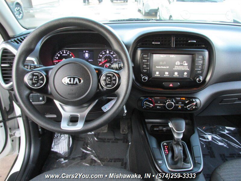 Used 2021 Kia Soul S FWD image 20