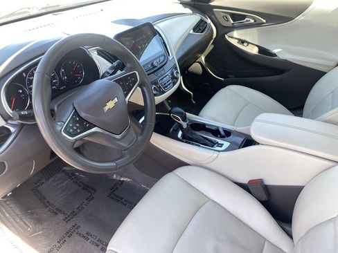 Used 2024 Chevrolet Malibu LT FWD image 29
